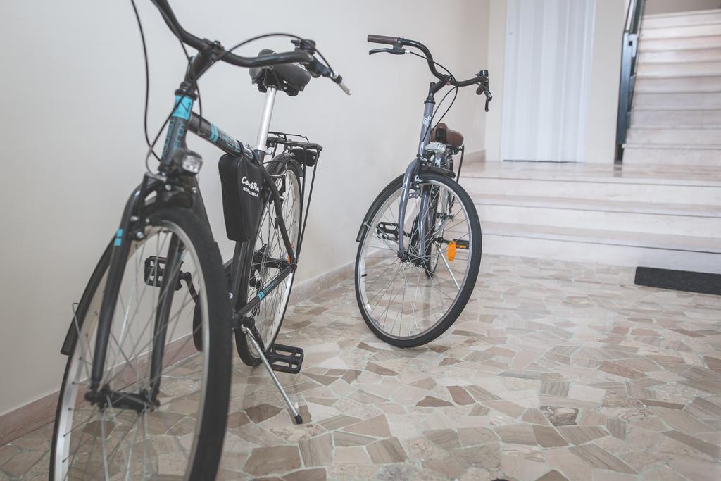 B&B Le City Montesilvano Bagian luar foto