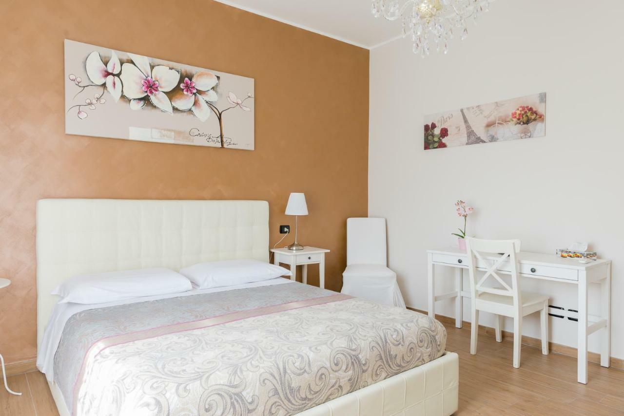 B&B Le City Montesilvano Bagian luar foto