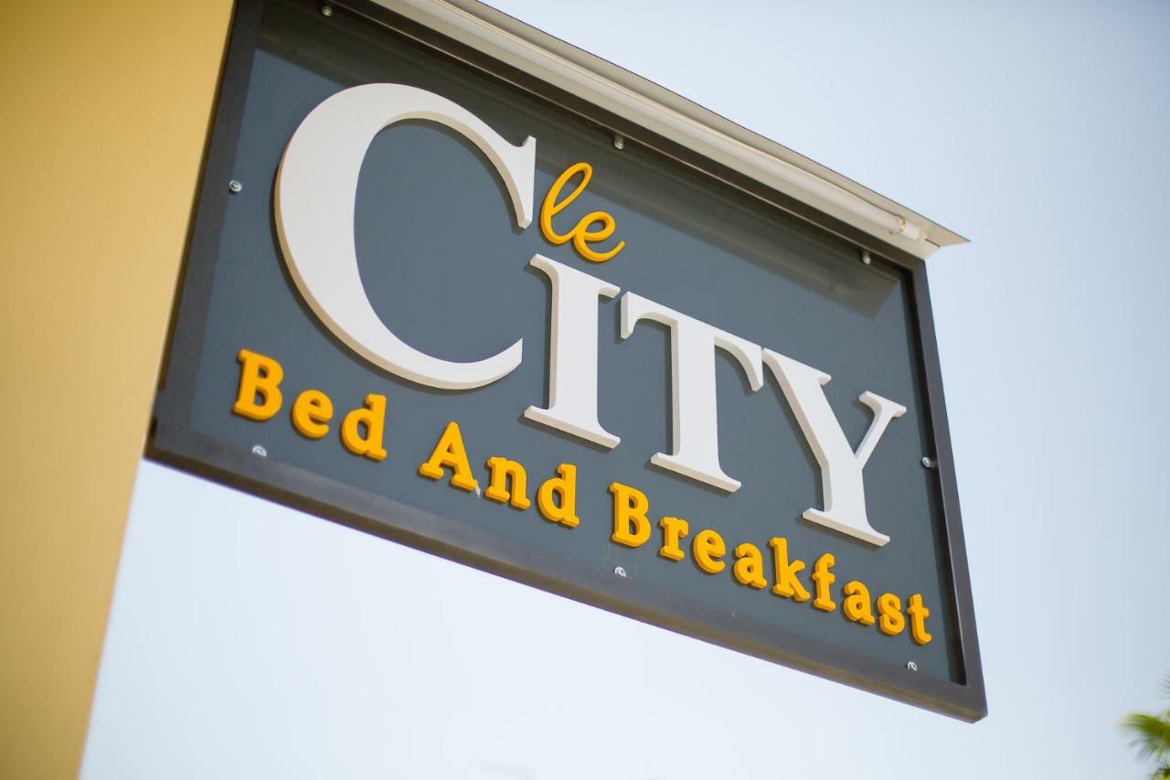 B&B Le City Montesilvano Bagian luar foto