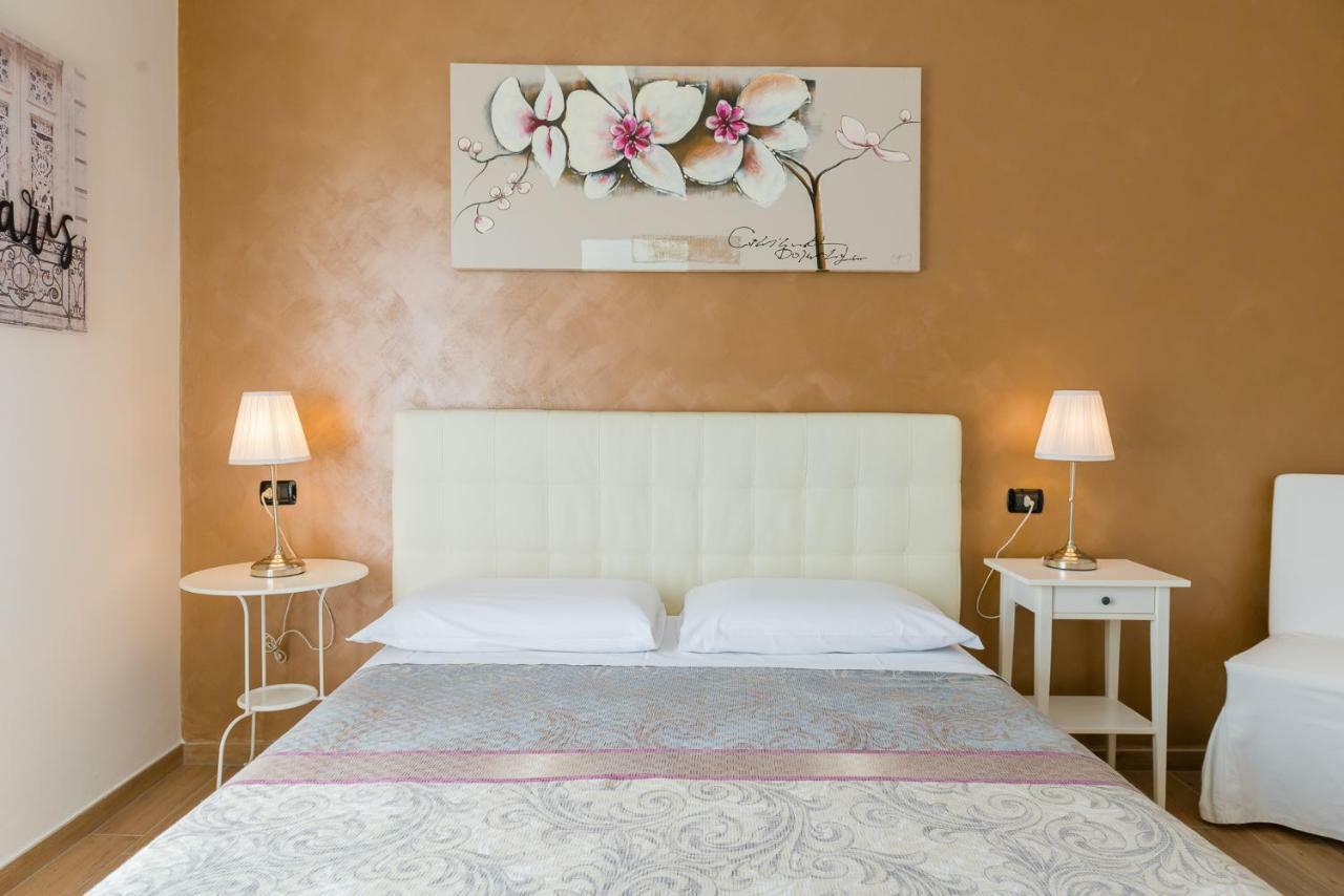 B&B Le City Montesilvano Bagian luar foto