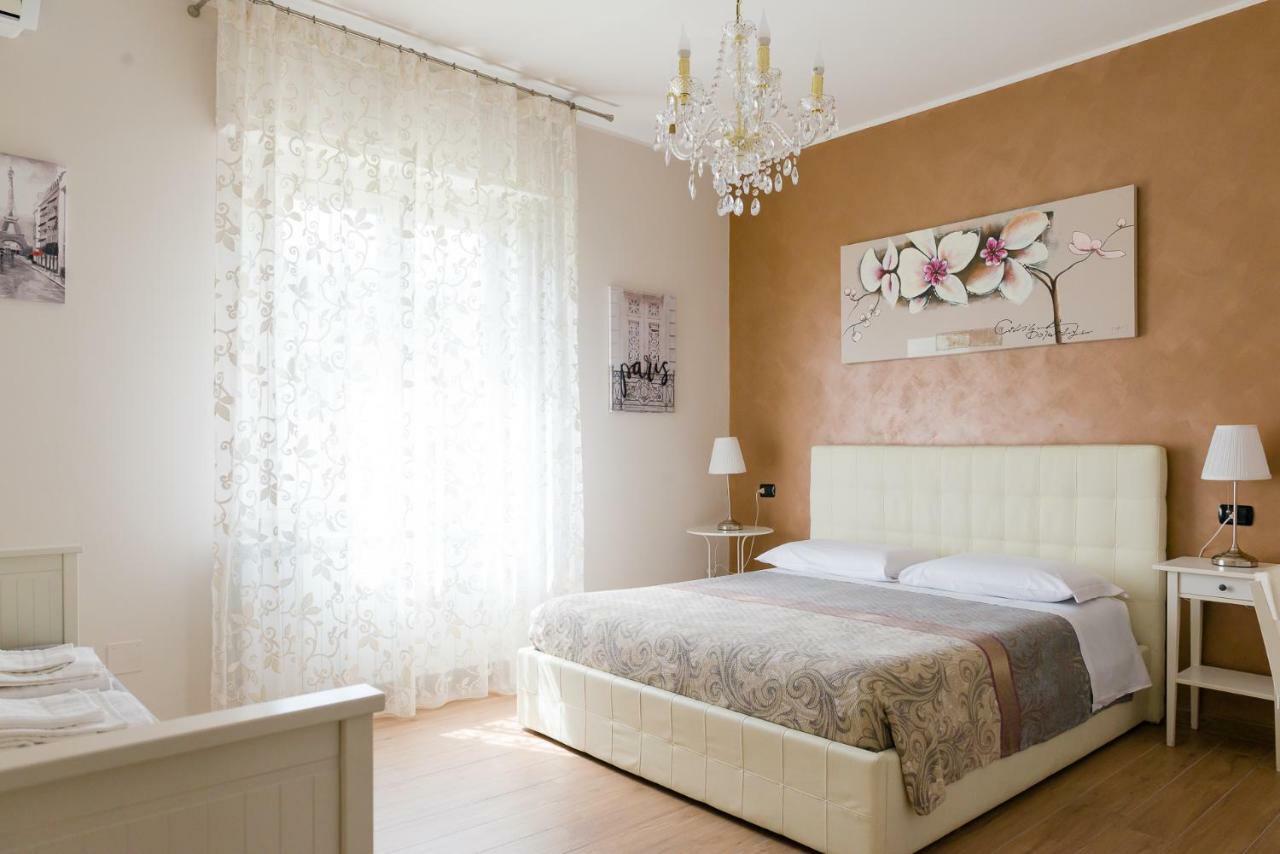 B&B Le City Montesilvano Bagian luar foto